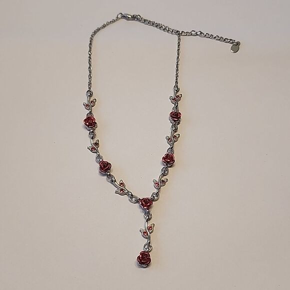 Red Rose Necklace on Silver Tone Chain w/ Red Rhinestone Crystals - Picture 1 of 4